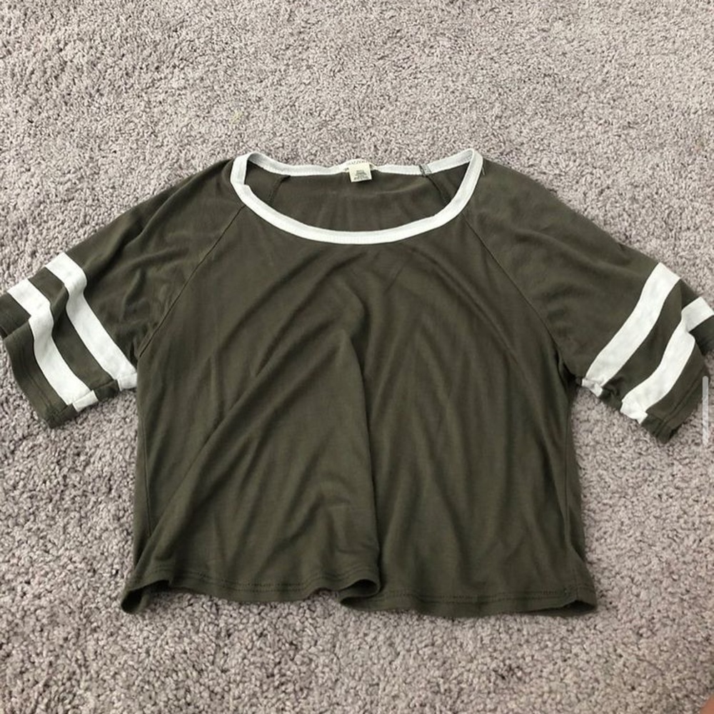 crop top